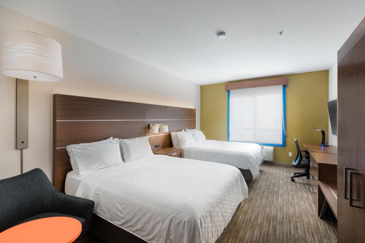 Holiday Inn Express Grande Prairie By Ihg Exterior foto